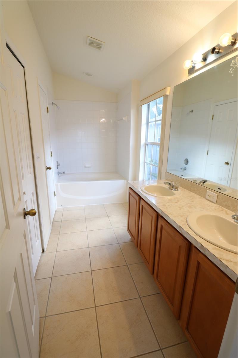 27841 PLEASURE RIDE LOOP, WESLEY CHAPEL, FL, 33544