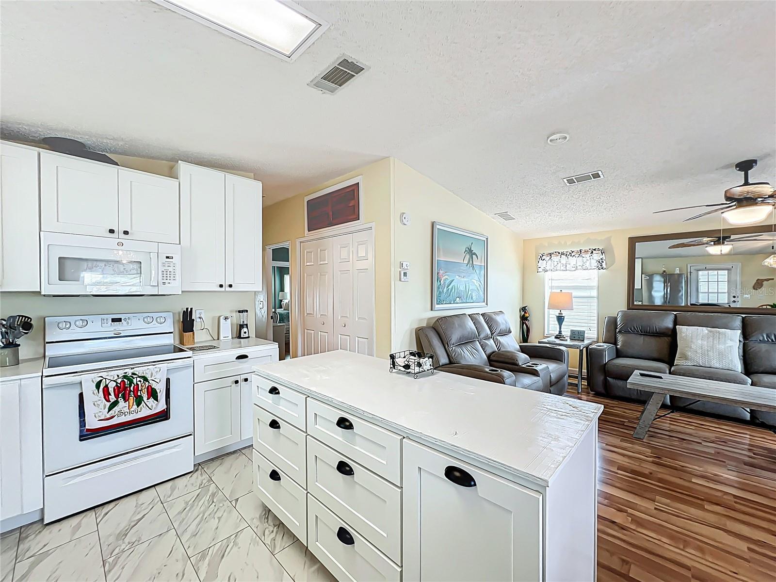 263 N BIG PINE AVE N, FROSTPROOF, FL, 33843