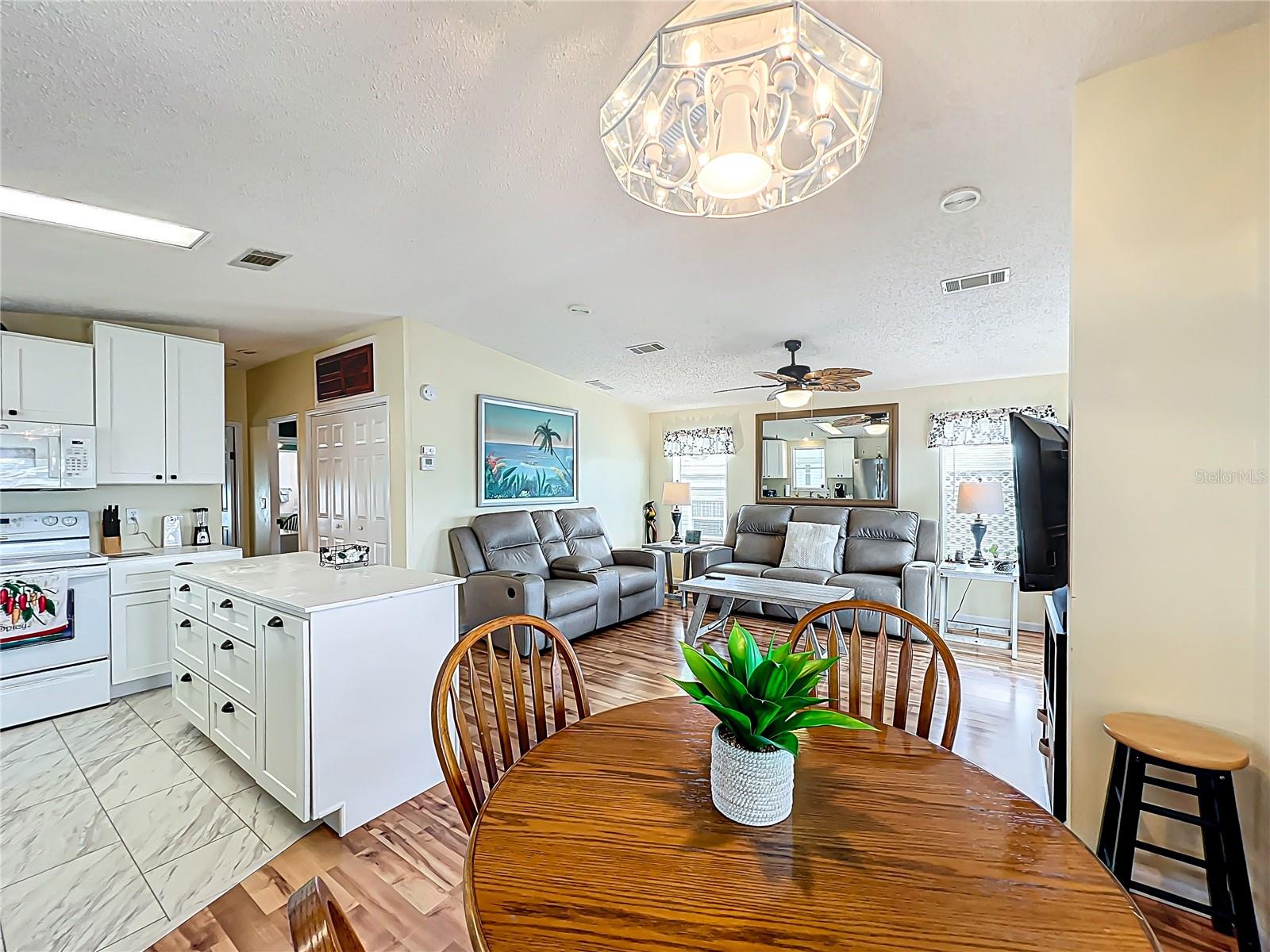 263 N BIG PINE AVE N, FROSTPROOF, FL, 33843