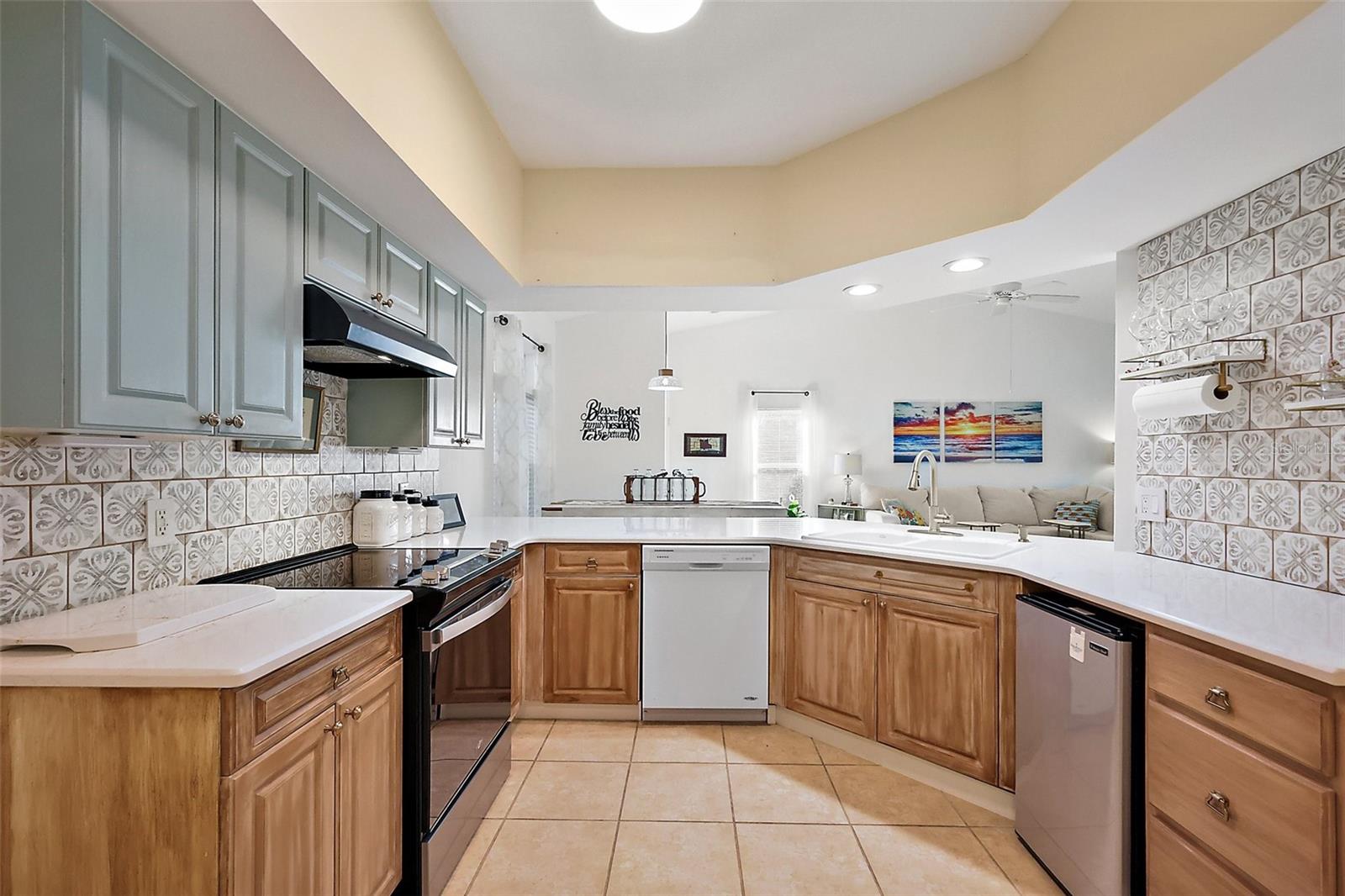 5385 ADMIRAL WAY, OXFORD, FL, 34484
