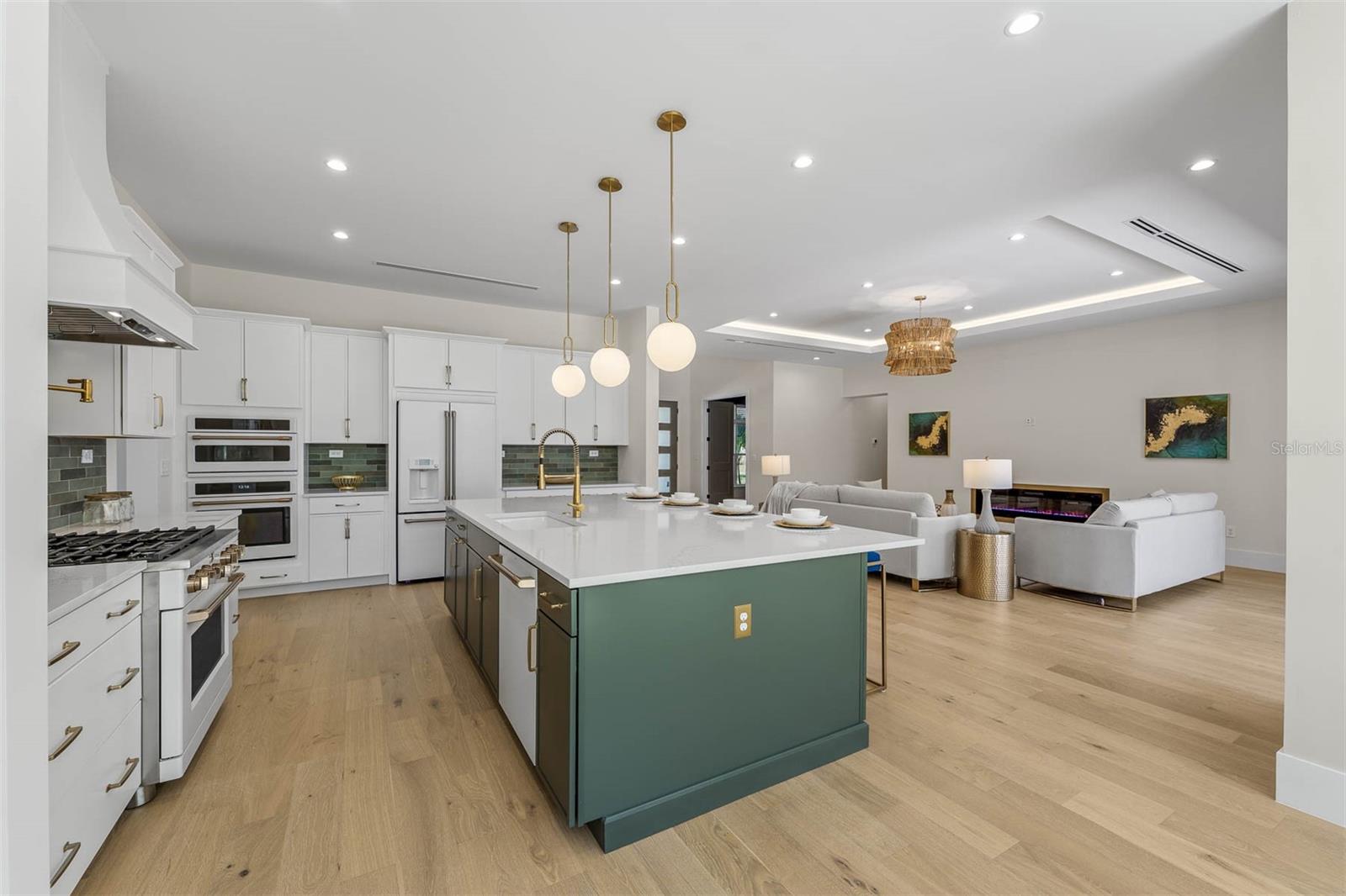 640 OLD HORATIO AVE, MAITLAND, FL, 32751