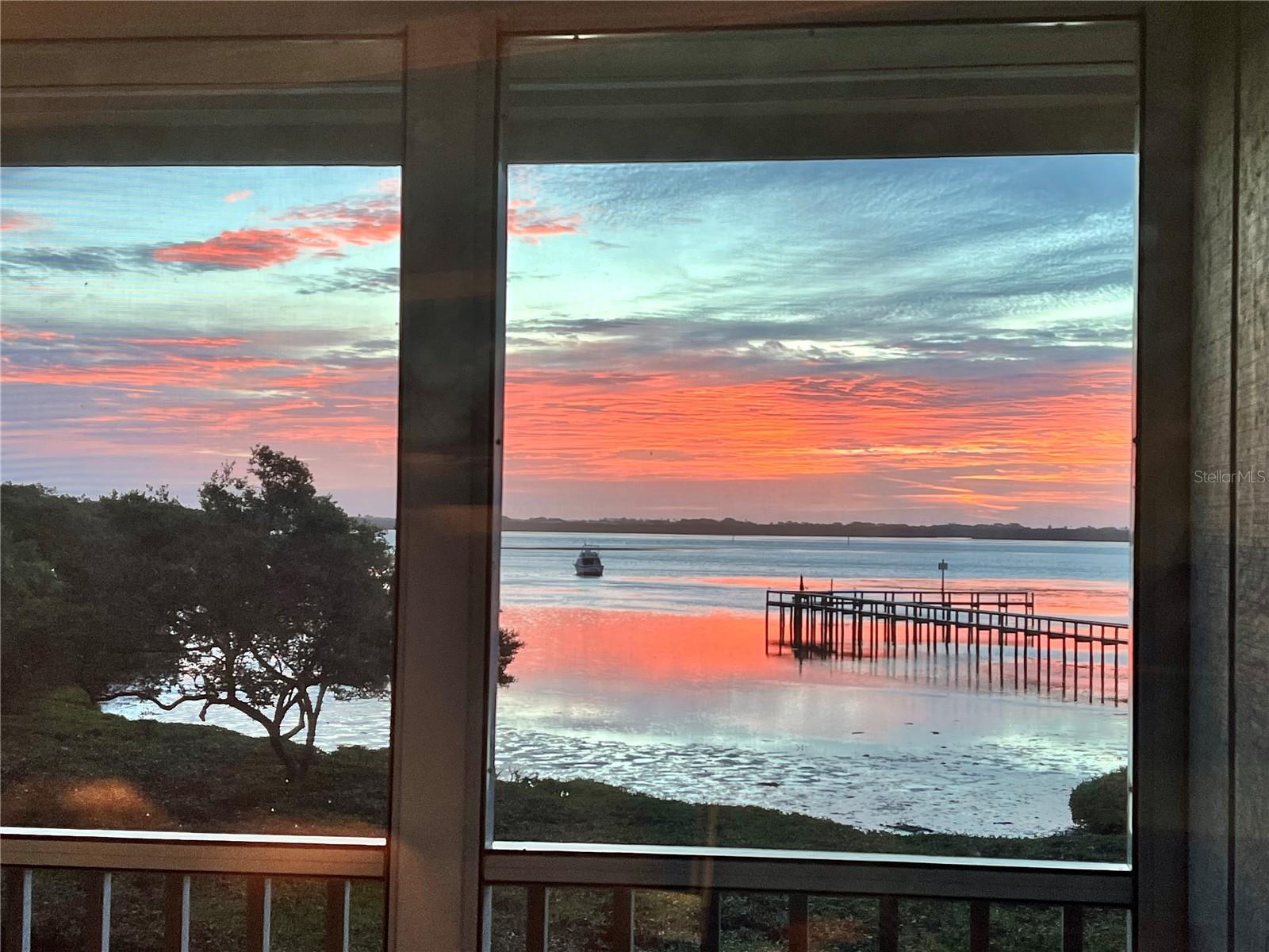 749 MANATEE AVE, HOLMES BEACH, FL, 34217