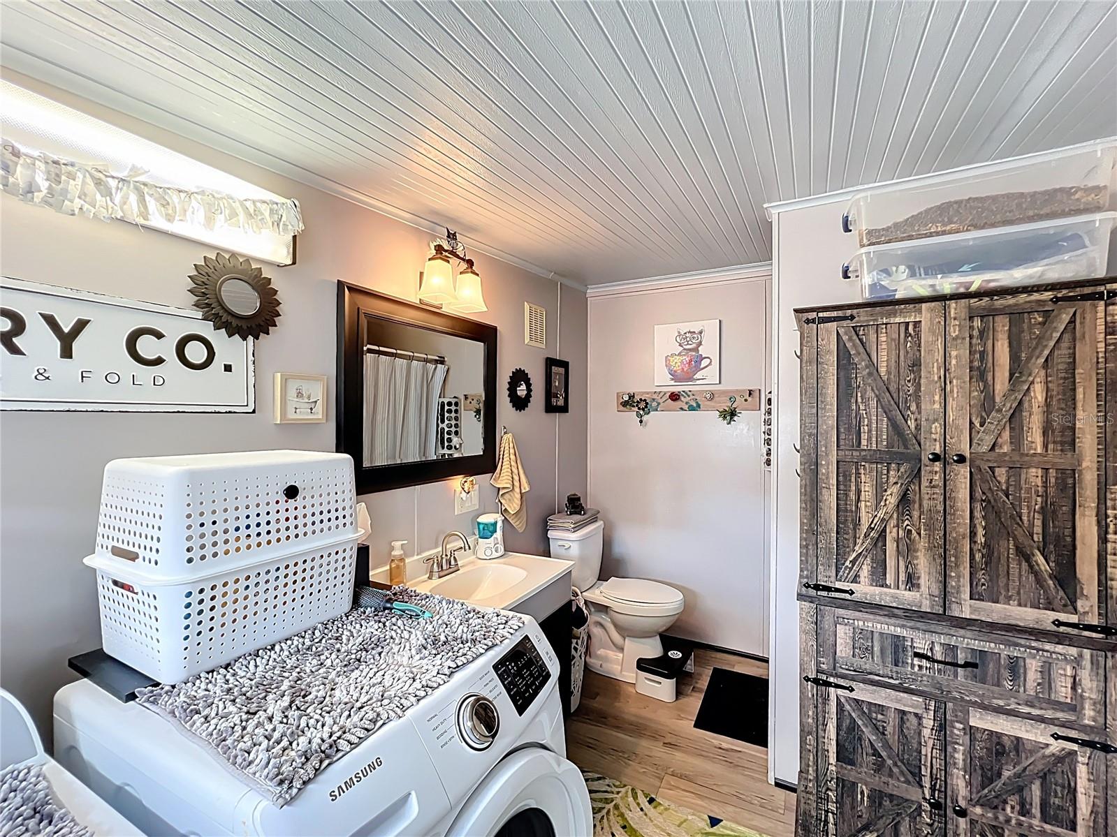 TB8362554 Property Photo