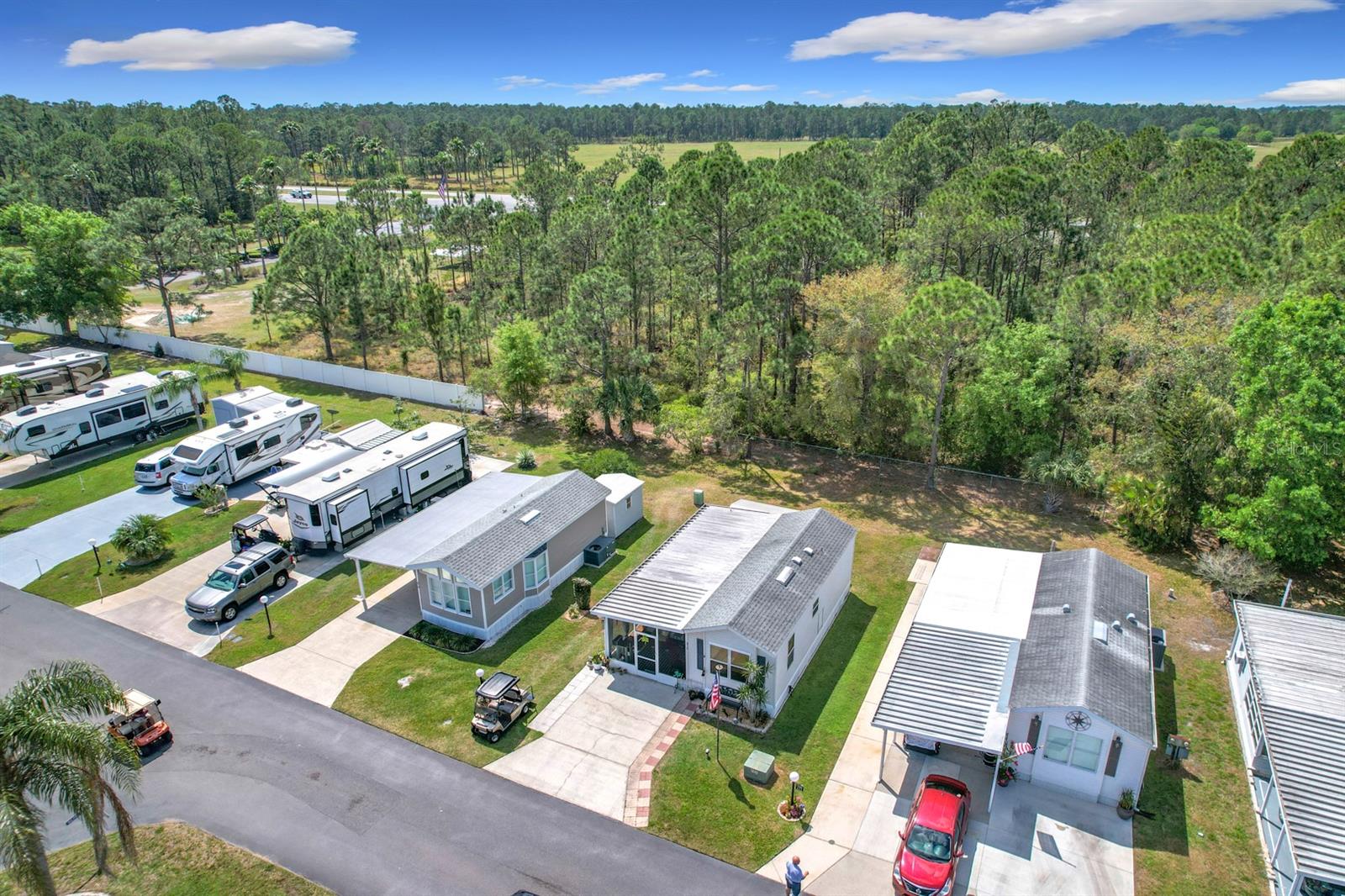 TB8362554 Property Photo