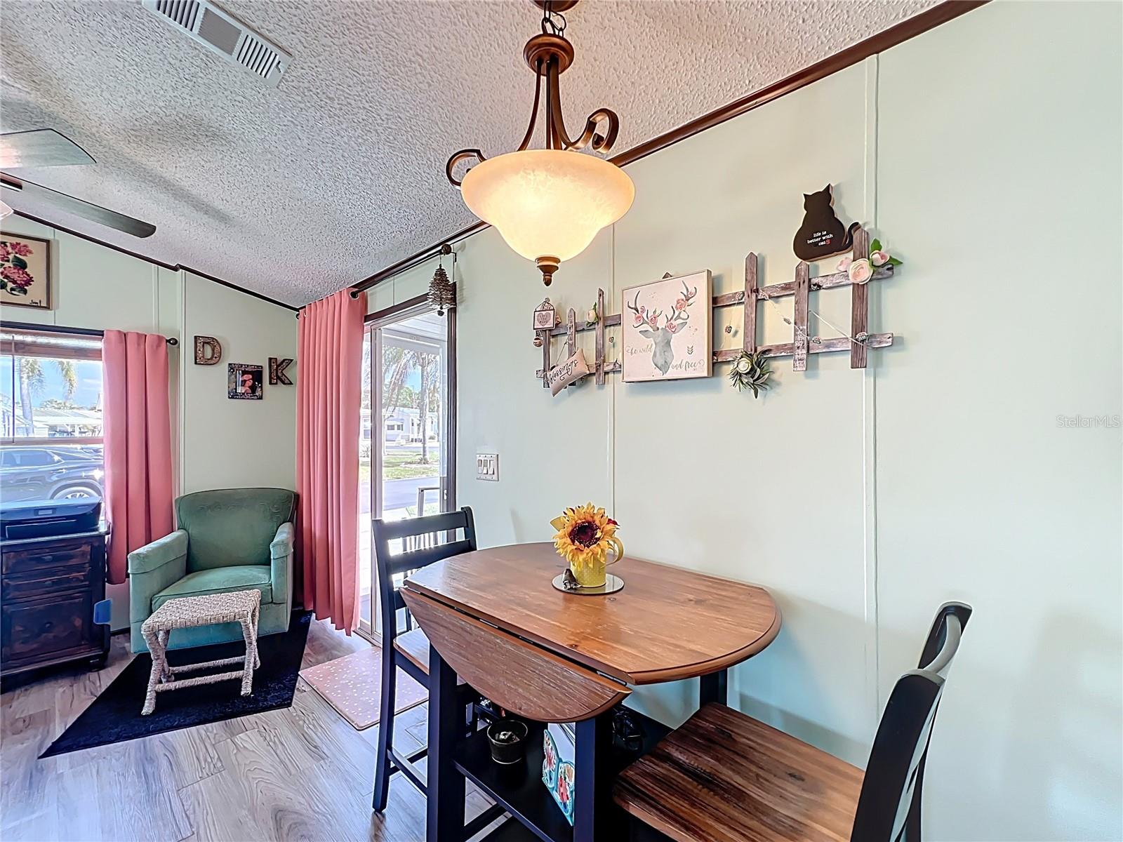 TB8362554 Property Photo