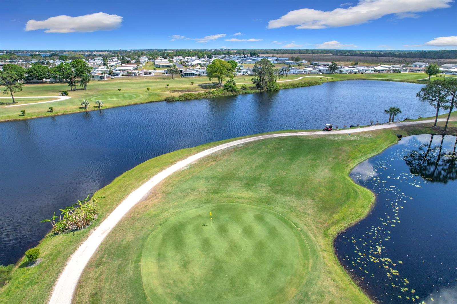 TB8362554 Property Photo