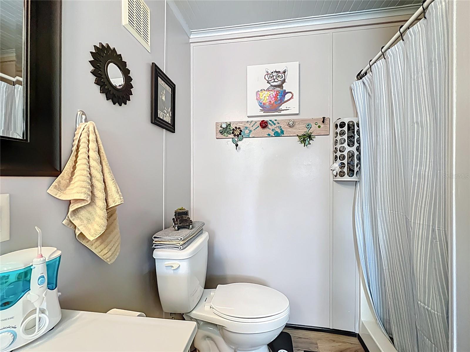 TB8362554 Property Photo