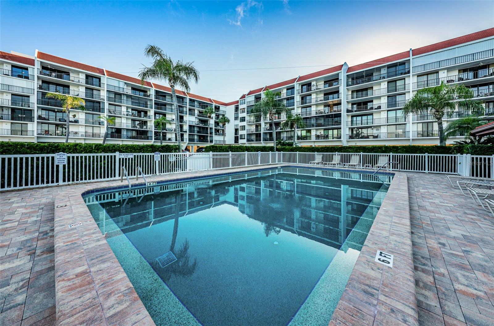 19111 VISTA BAY DR #402, INDIAN SHORES, FL, 33785