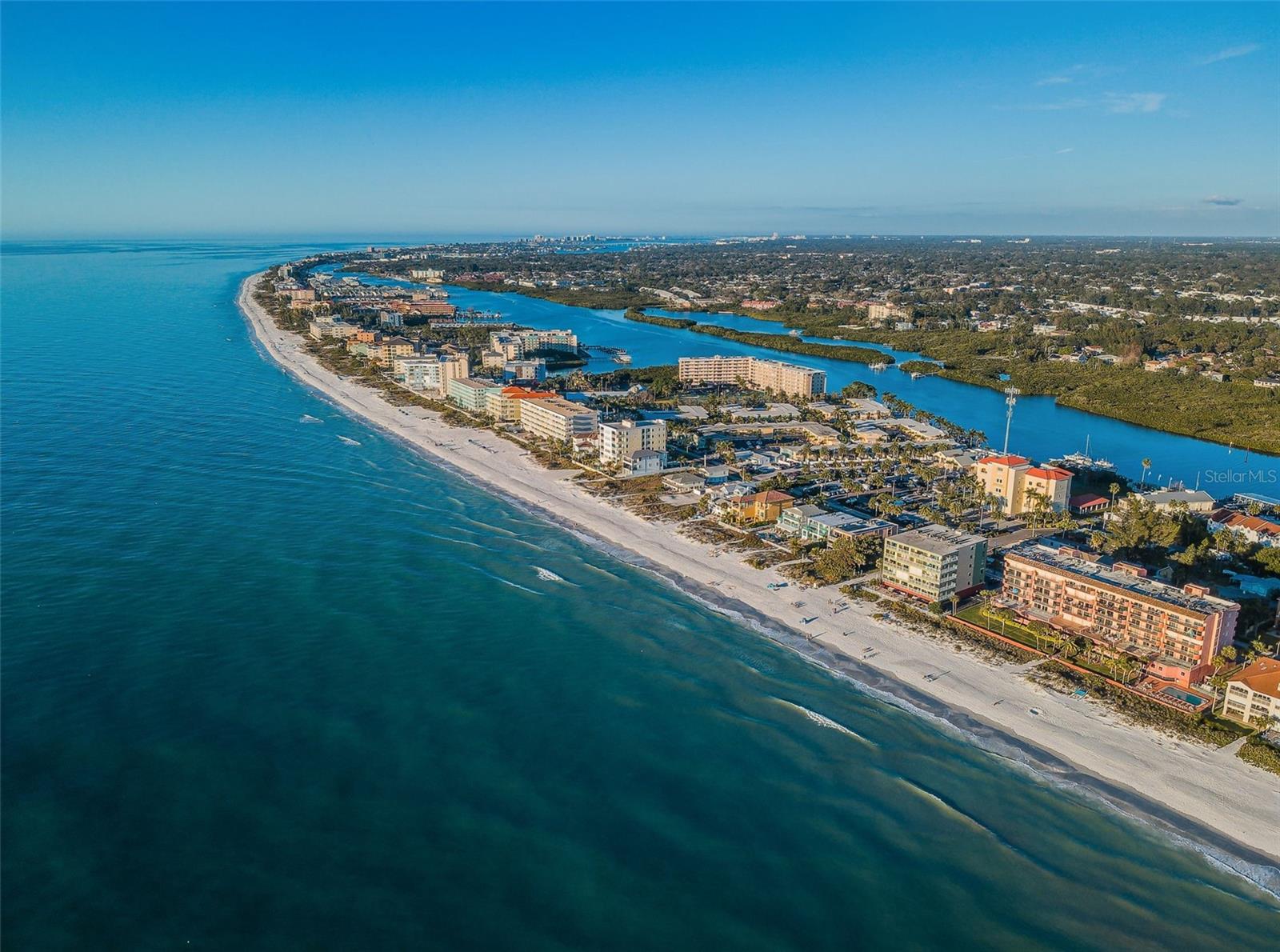 19111 VISTA BAY DR #402, INDIAN SHORES, FL, 33785