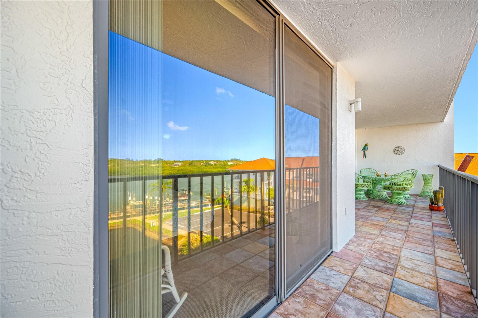 19111 VISTA BAY DR #402, INDIAN SHORES, FL, 33785