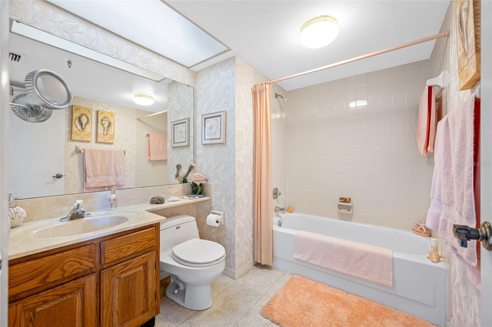 19111 VISTA BAY DR #402, INDIAN SHORES, FL, 33785