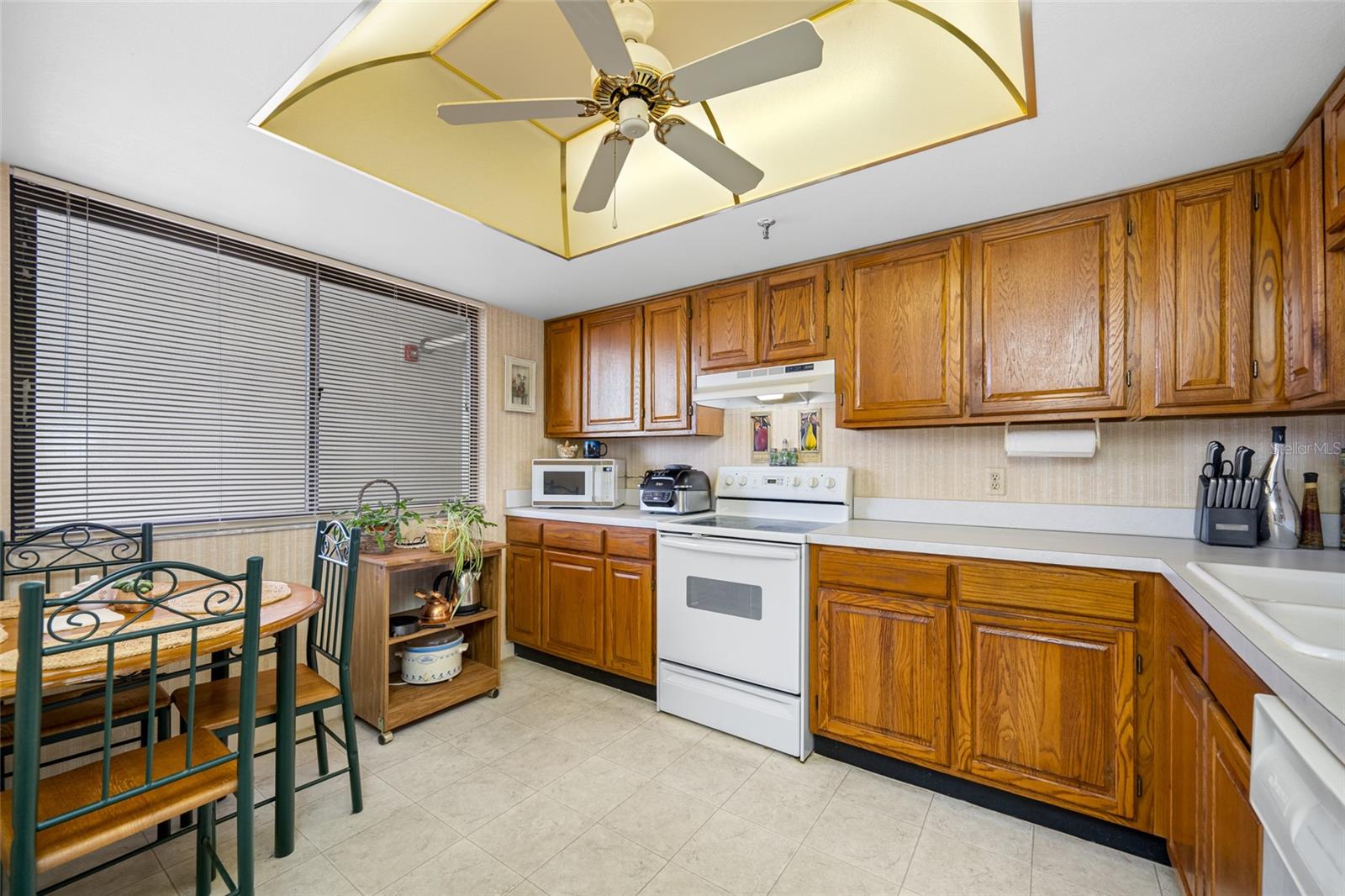 19111 VISTA BAY DR #402, INDIAN SHORES, FL, 33785