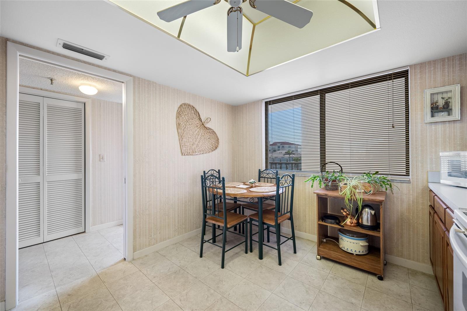 19111 VISTA BAY DR #402, INDIAN SHORES, FL, 33785