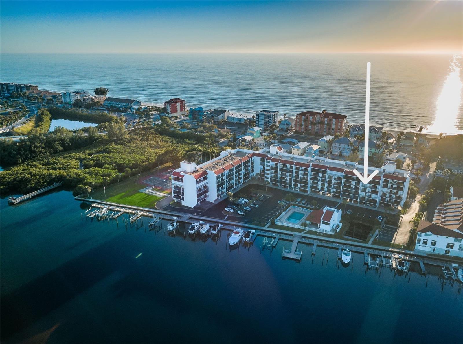 19111 VISTA BAY DR #402, INDIAN SHORES, FL, 33785