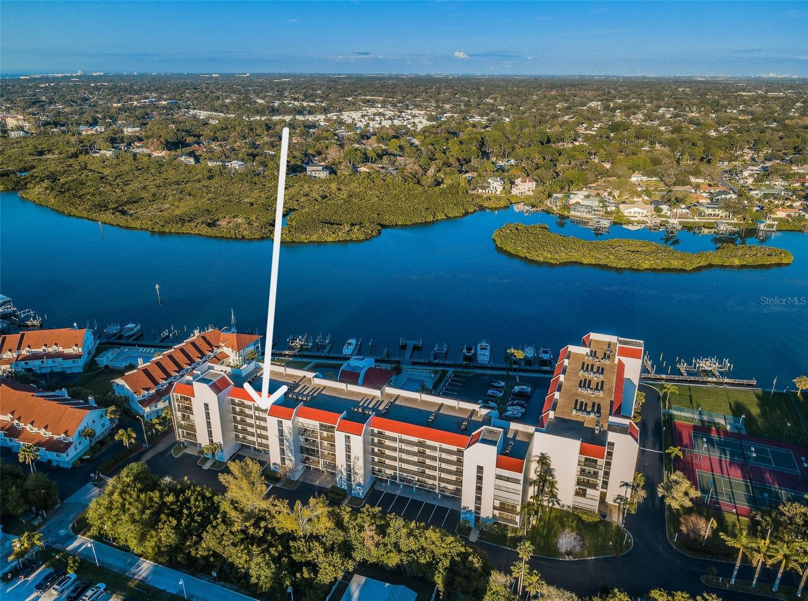 19111 VISTA BAY DR #402, INDIAN SHORES, FL, 33785