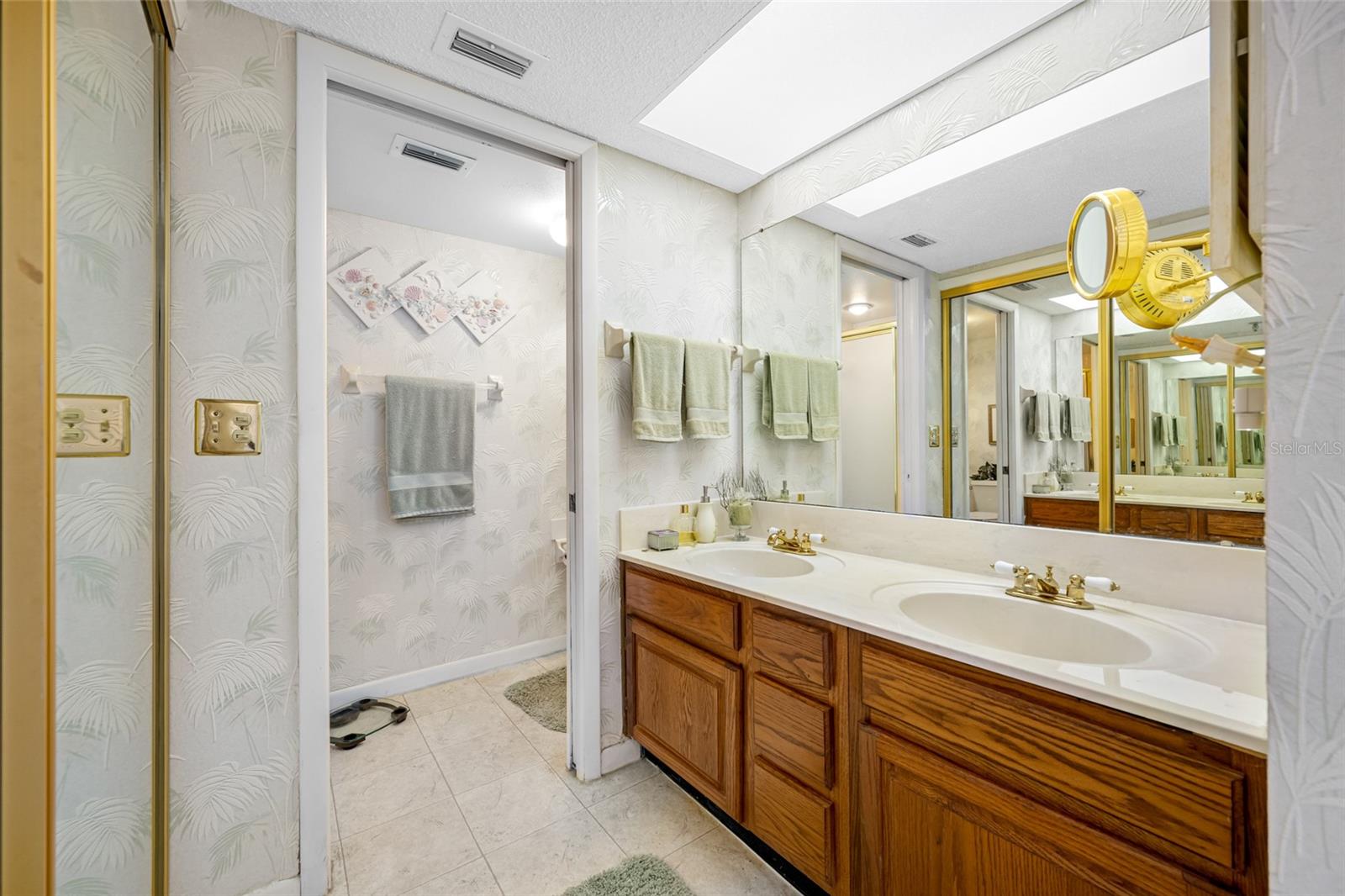 19111 VISTA BAY DR #402, INDIAN SHORES, FL, 33785