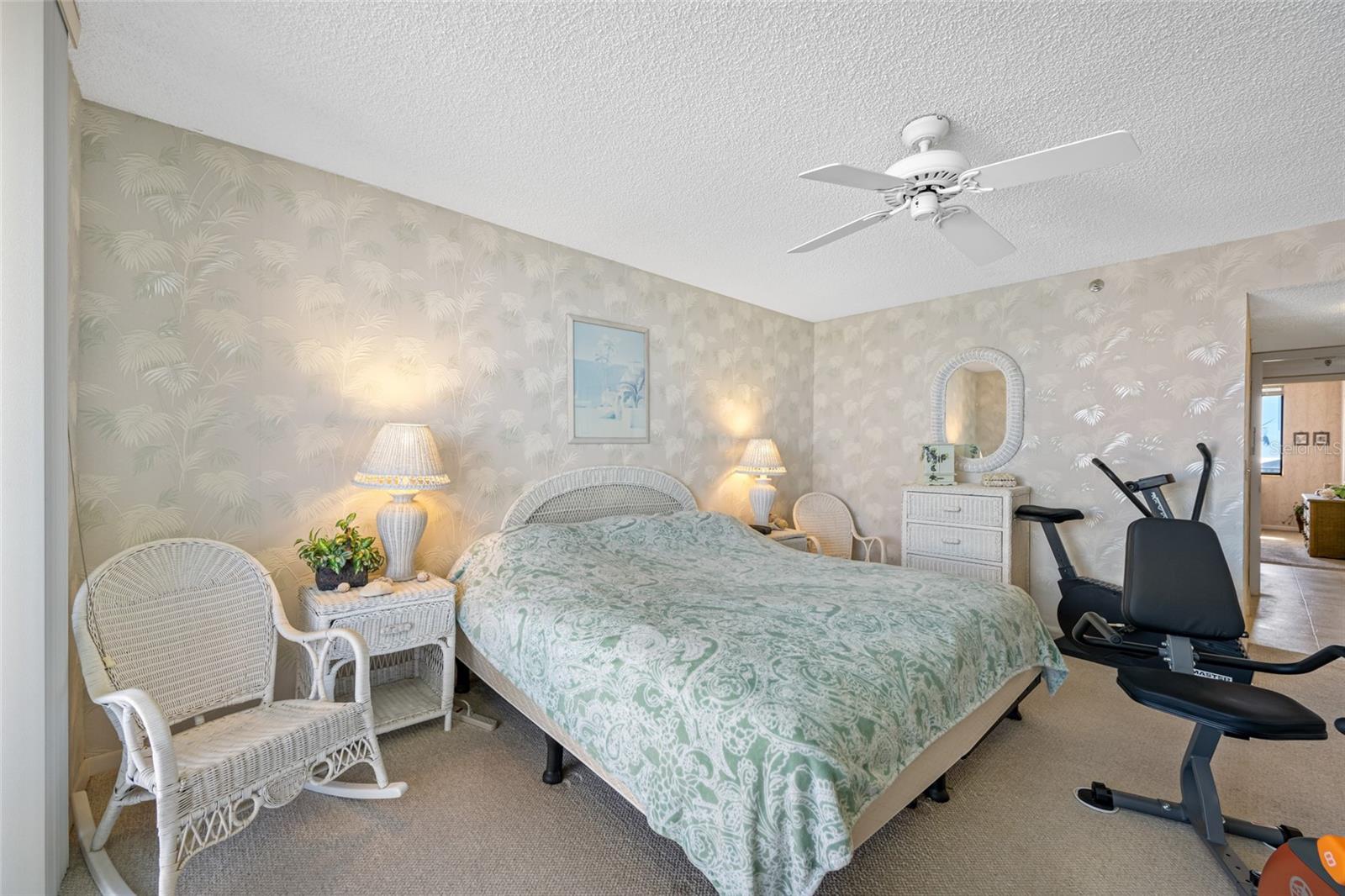 19111 VISTA BAY DR #402, INDIAN SHORES, FL, 33785