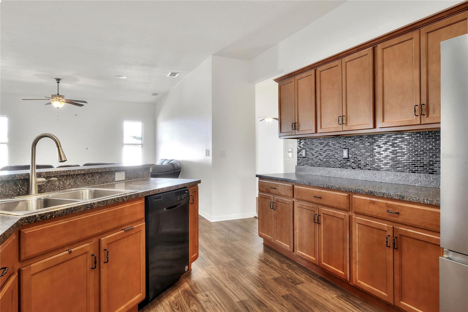 1561 SHOREWOOD DR, AUBURNDALE, FL, 33823