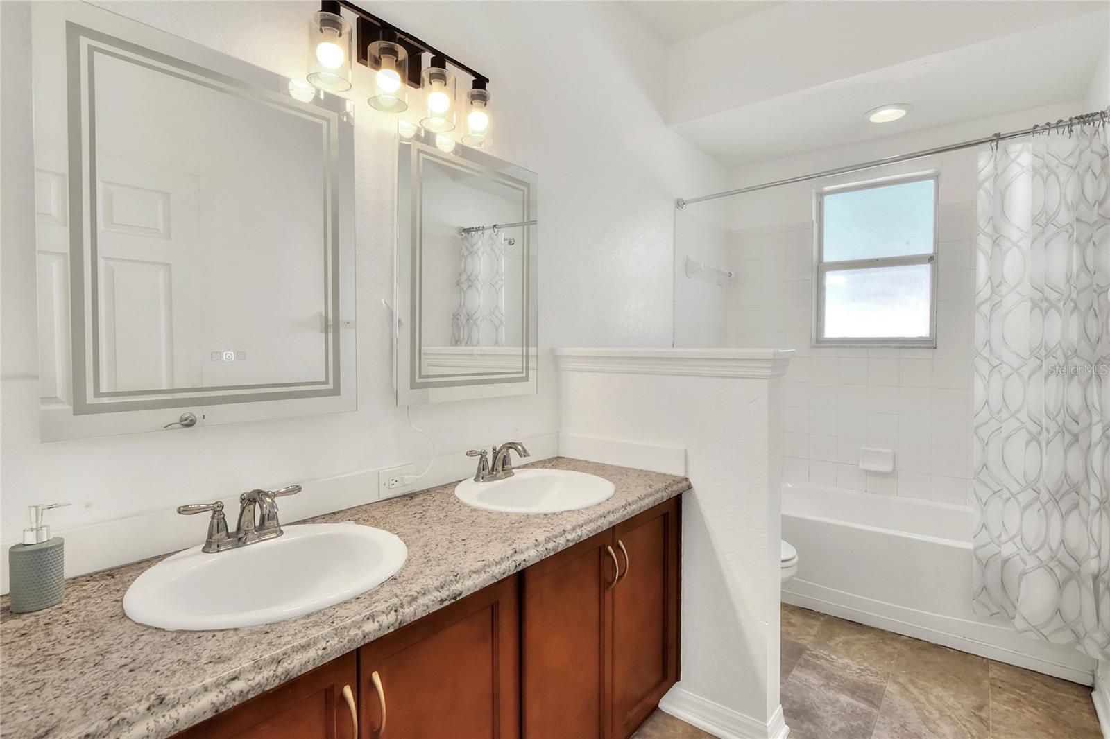 1561 SHOREWOOD DR, AUBURNDALE, FL, 33823