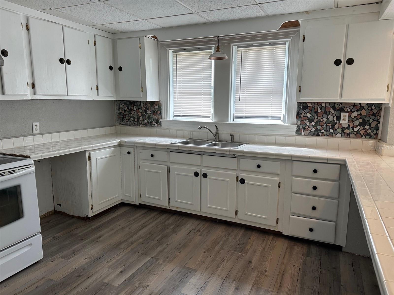 1006 W MORSE ST, PLANT CITY, FL, 33563