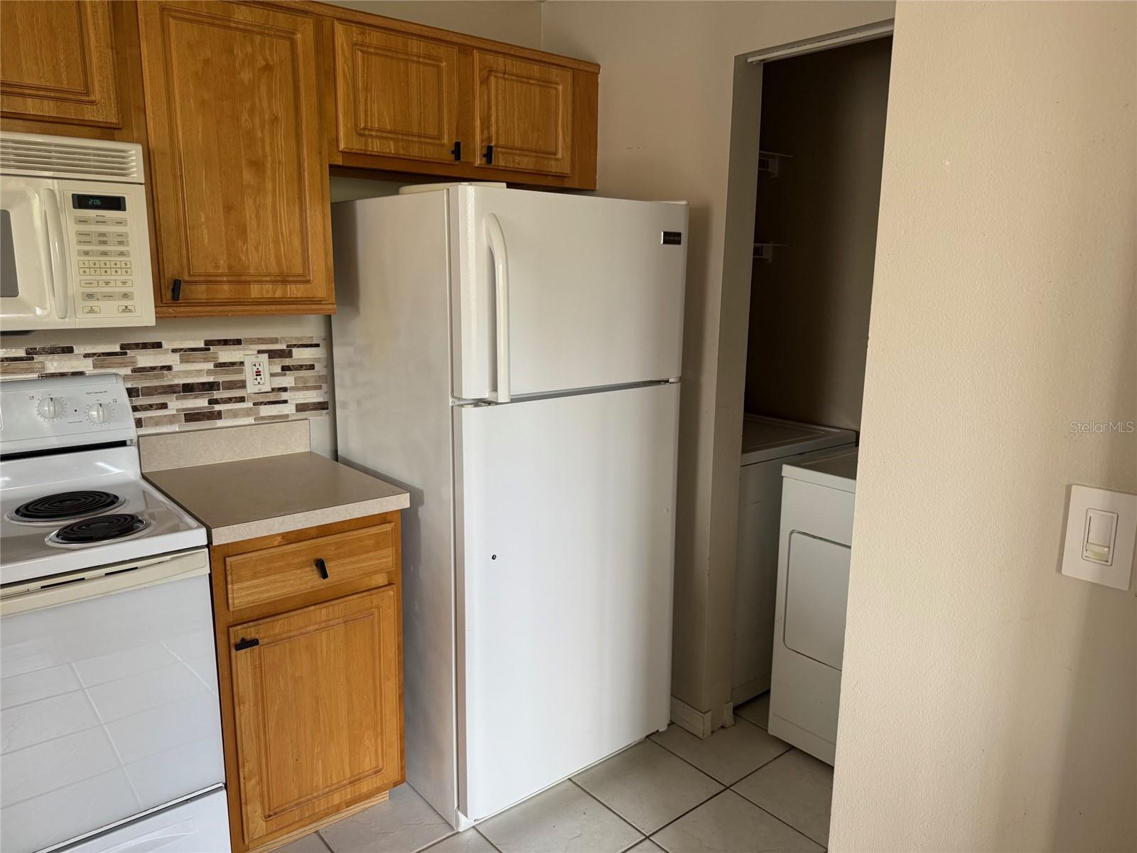 5681 BENTGRASS DR #13-201, SARASOTA, FL, 34235