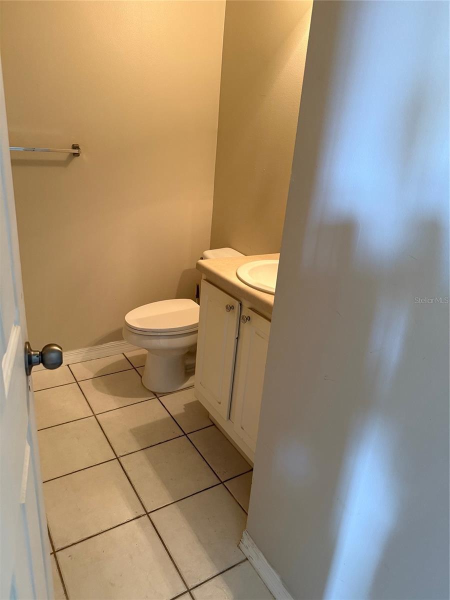 5681 BENTGRASS DR #13-201, SARASOTA, FL, 34235