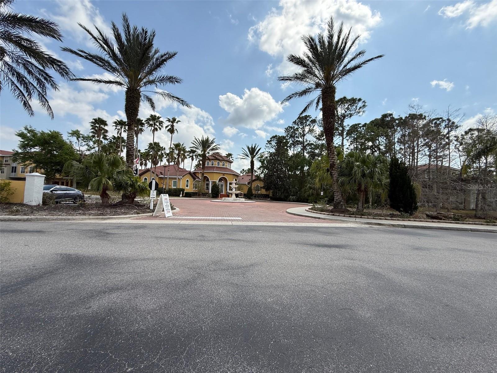 5681 BENTGRASS DR #13-201, SARASOTA, FL, 34235