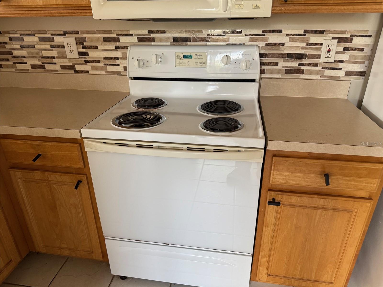 5681 BENTGRASS DR #13-201, SARASOTA, FL, 34235