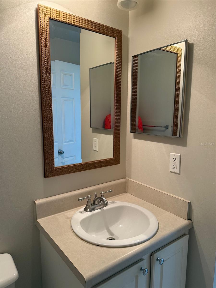 5681 BENTGRASS DR #13-201, SARASOTA, FL, 34235