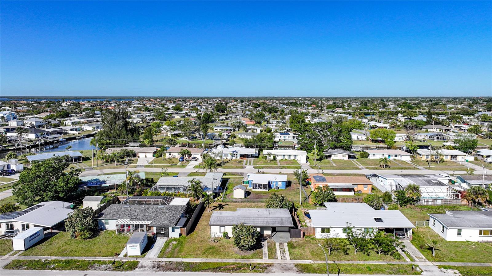 760 DALTON BLVD, PORT CHARLOTTE, FL, 33952