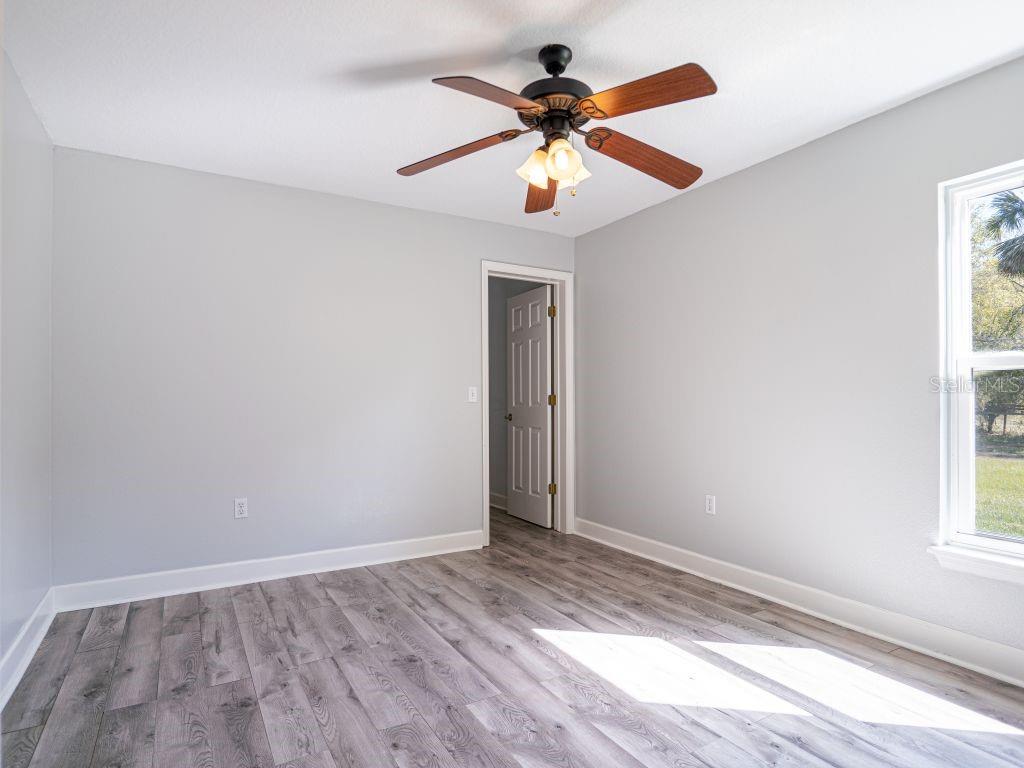 355 BRADDOCK AVE, OSTEEN, FL, 32764