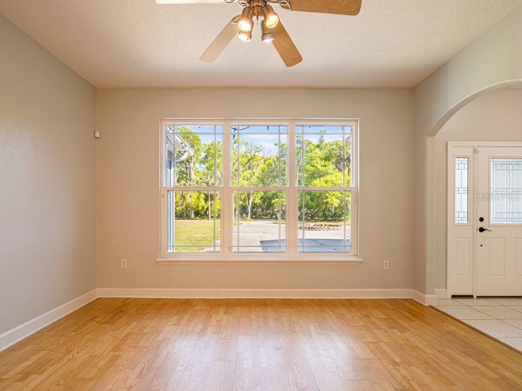 355 BRADDOCK AVE, OSTEEN, FL, 32764