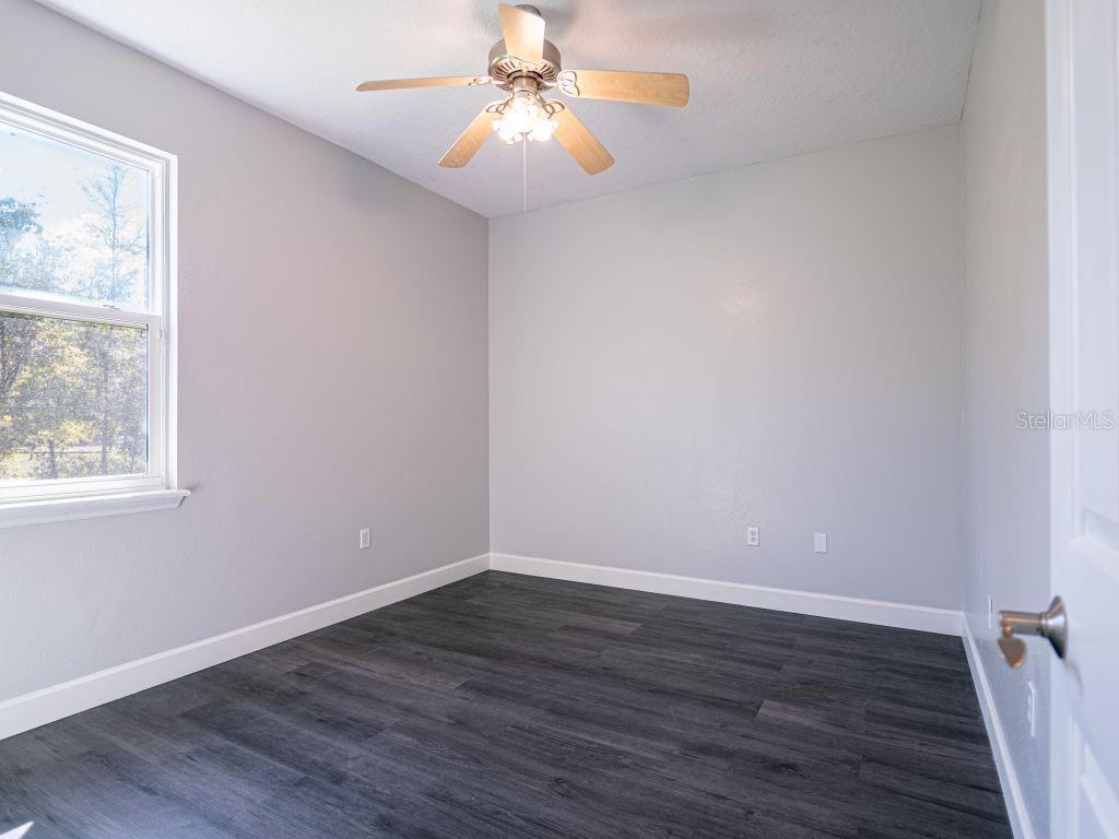 355 BRADDOCK AVE, OSTEEN, FL, 32764