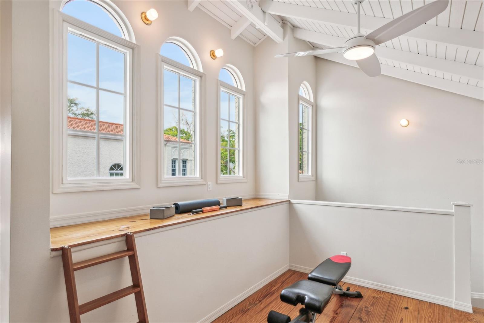 54 AEGEAN AVE, TAMPA, FL, 33606