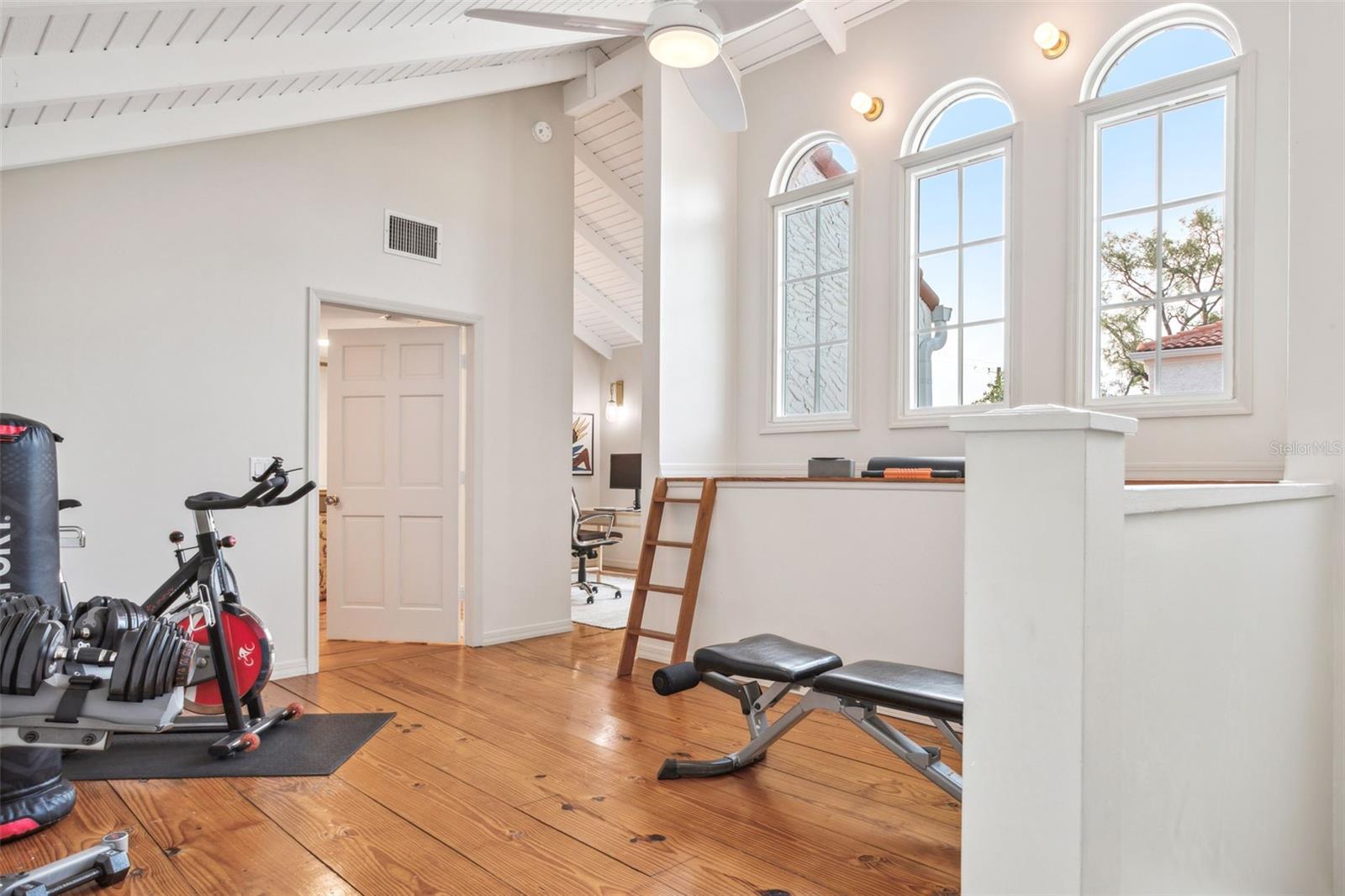 54 AEGEAN AVE, TAMPA, FL, 33606