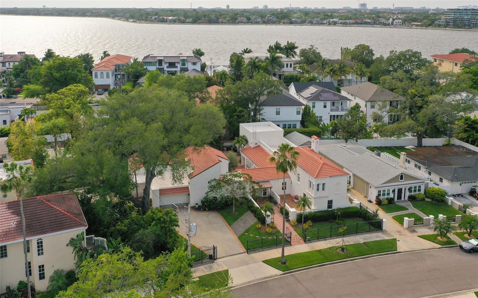 54 AEGEAN AVE, TAMPA, FL, 33606