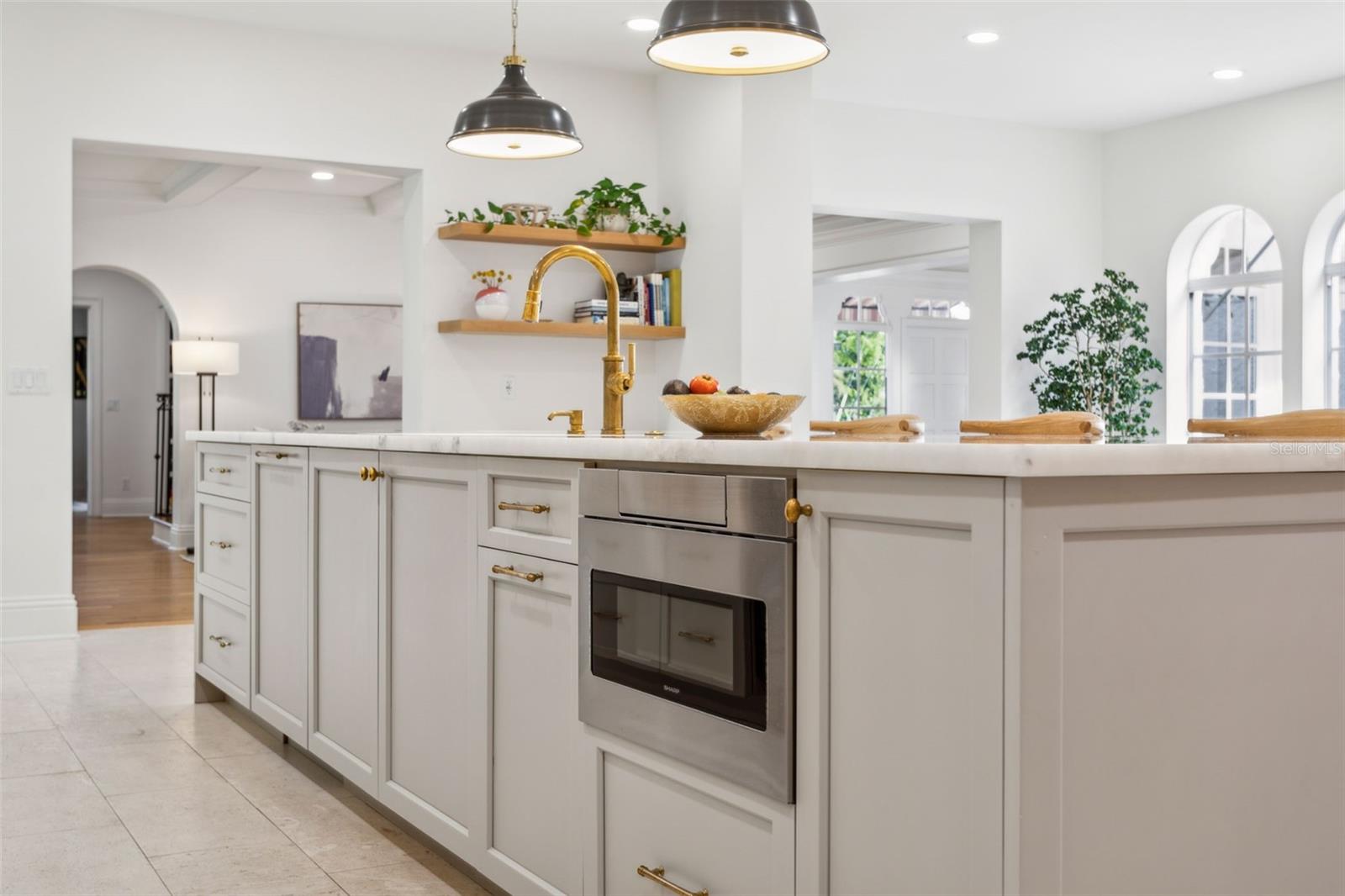 54 AEGEAN AVE, TAMPA, FL, 33606