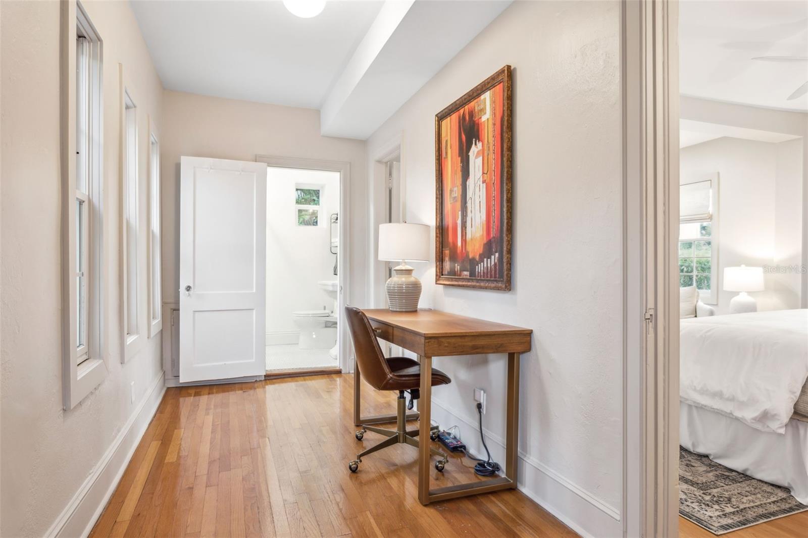 54 AEGEAN AVE, TAMPA, FL, 33606