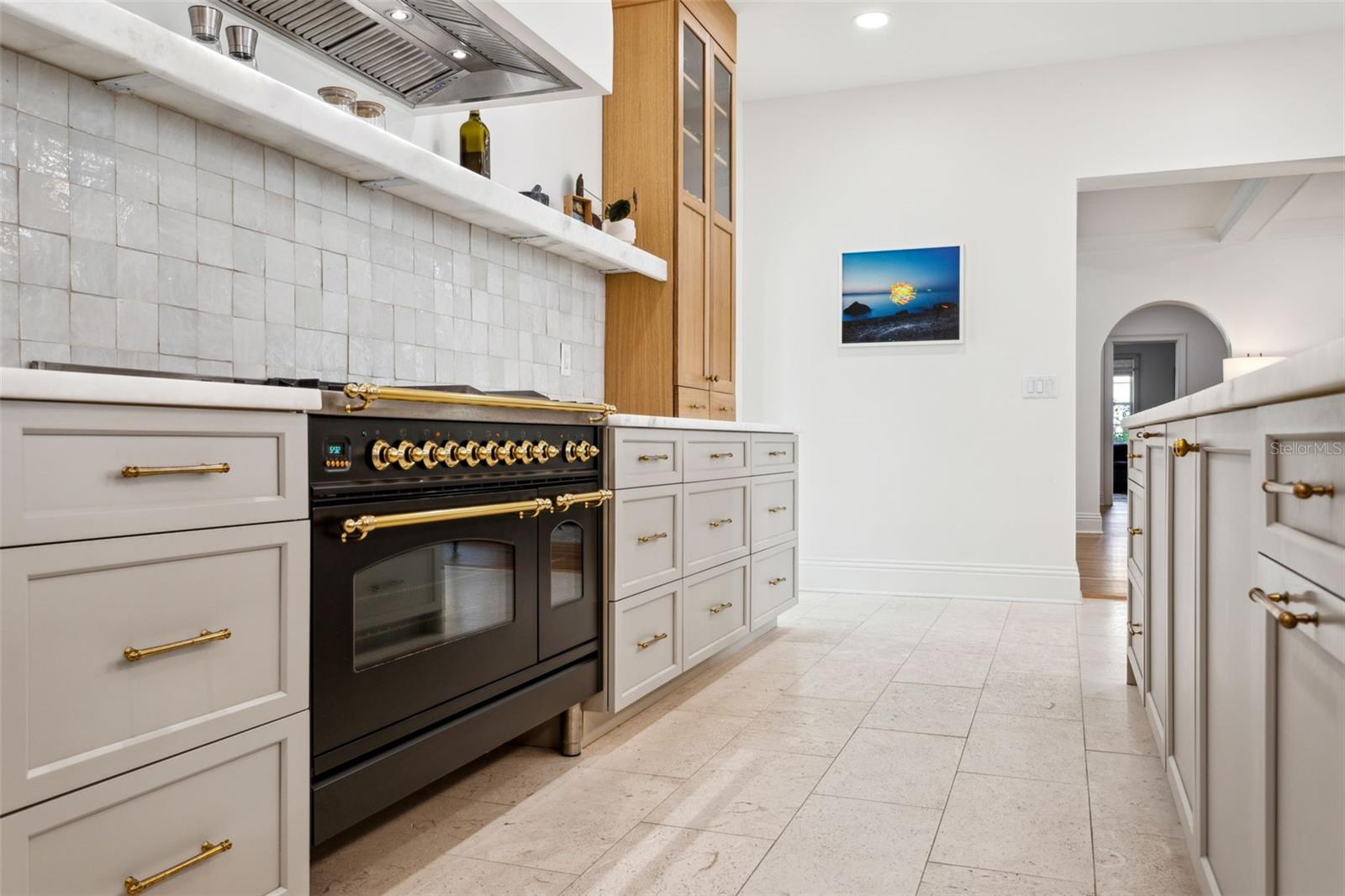 54 AEGEAN AVE, TAMPA, FL, 33606