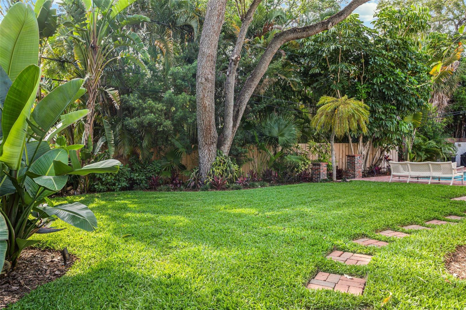 54 AEGEAN AVE, TAMPA, FL, 33606