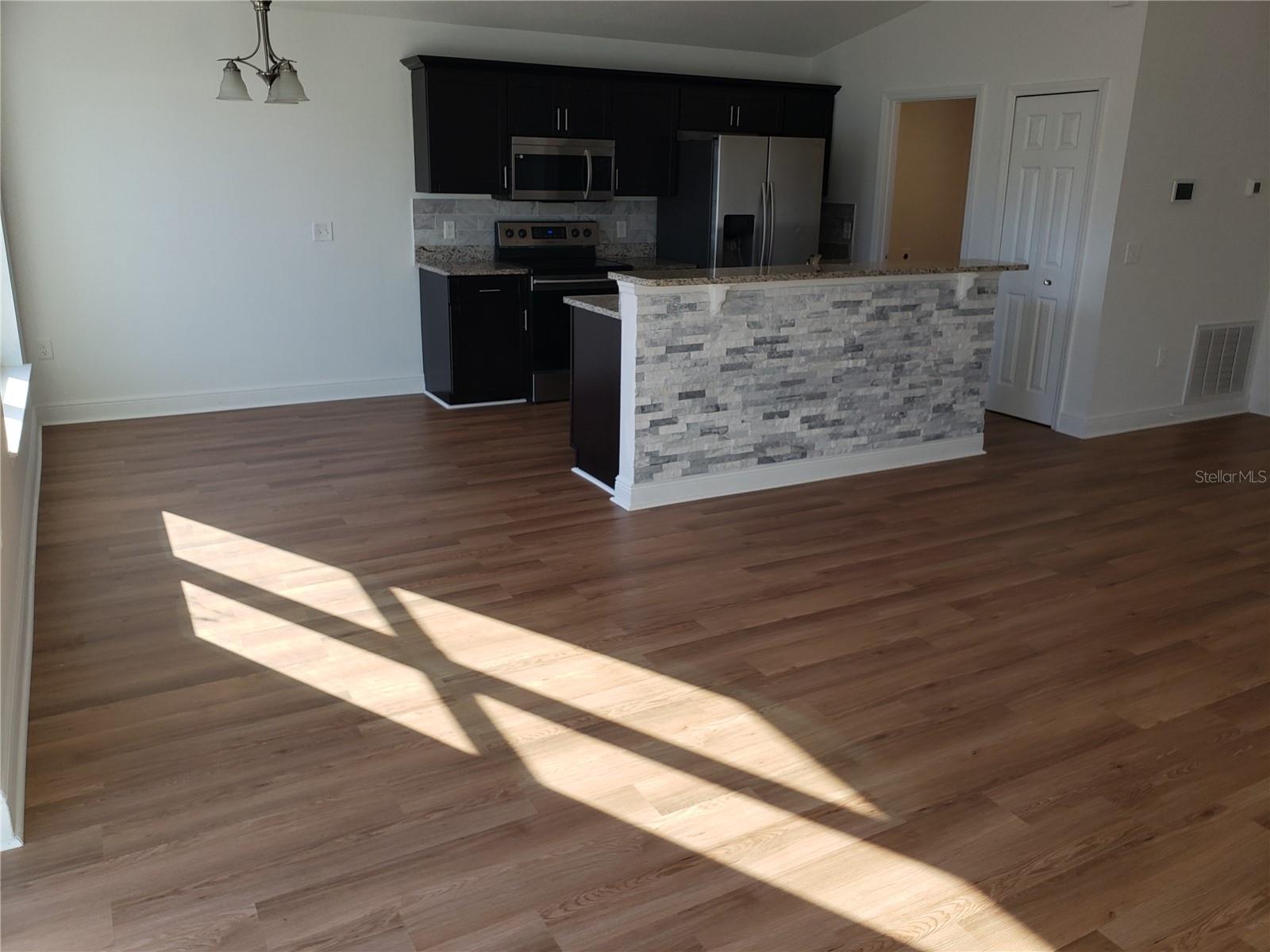 100 SWEET PEA CT, POINCIANA, FL, 34759