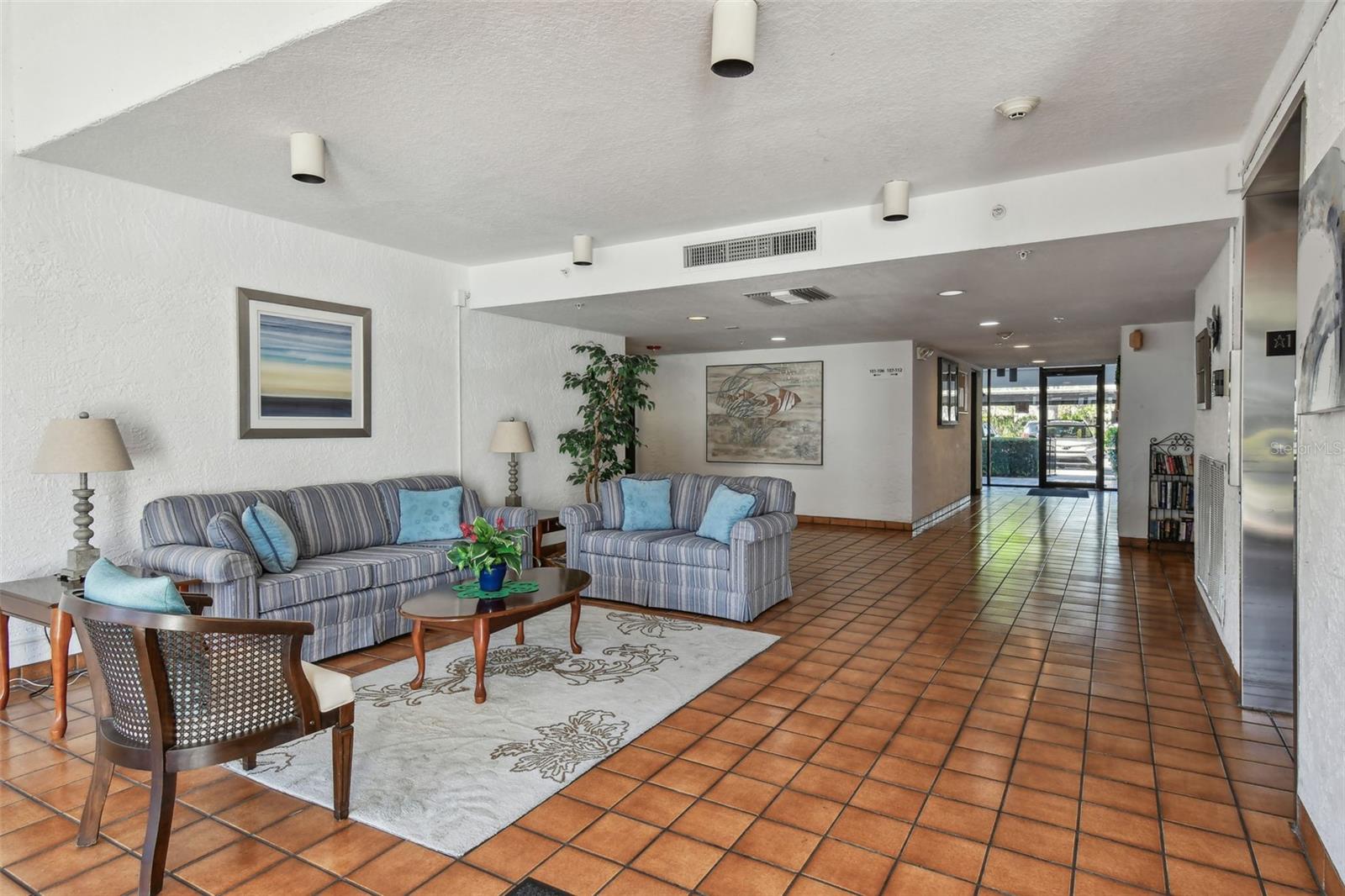 2595 COUNTRYSIDE BLVD #8-305, CLEARWATER, FL, 33761