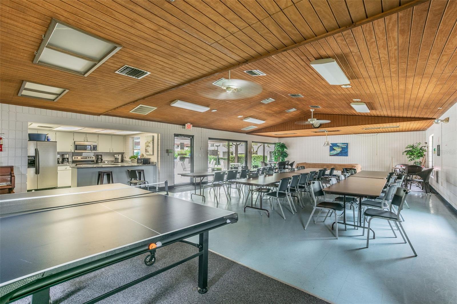 2595 COUNTRYSIDE BLVD #8-305, CLEARWATER, FL, 33761
