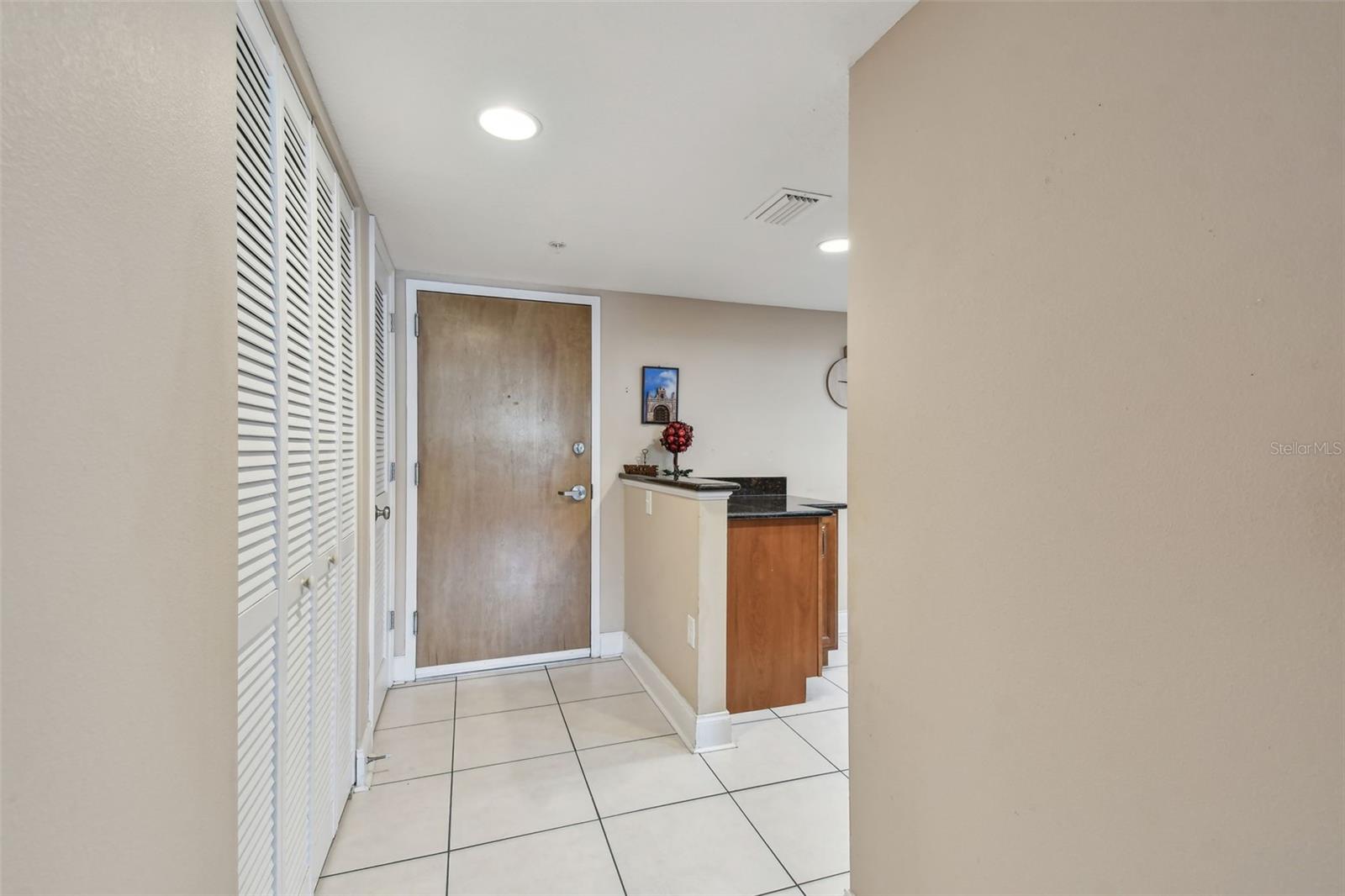 2595 COUNTRYSIDE BLVD #8-305, CLEARWATER, FL, 33761