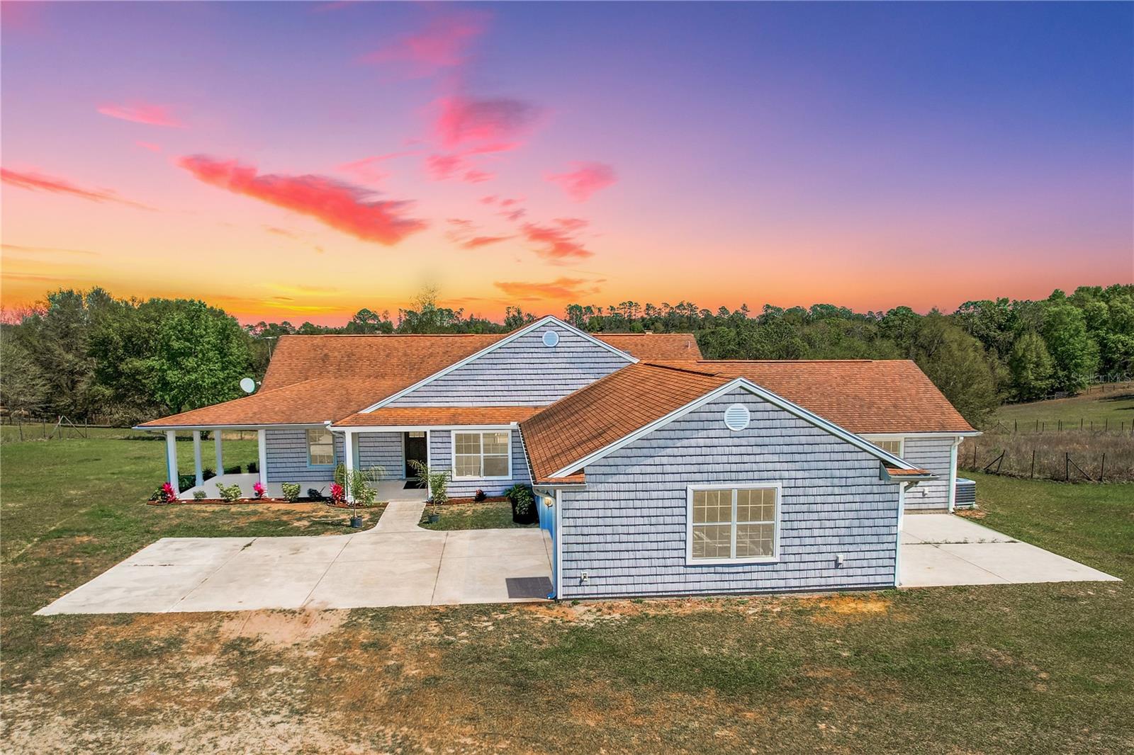 41636 OUTLAW LN, WEIRSDALE, FL, 32195