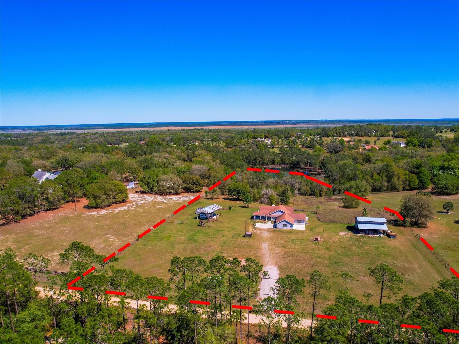 41636 OUTLAW LN, WEIRSDALE, FL, 32195