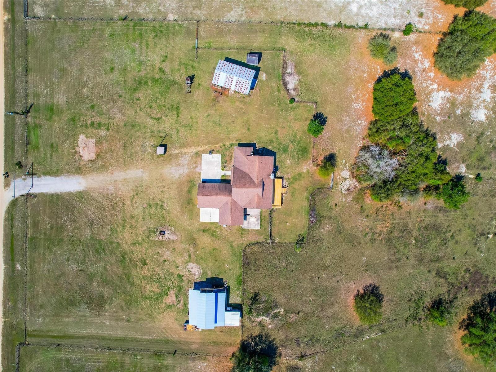 41636 OUTLAW LN, WEIRSDALE, FL, 32195