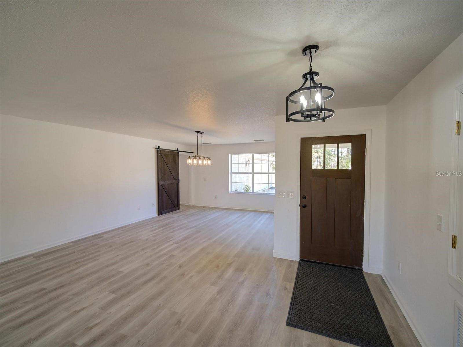 41636 OUTLAW LN, WEIRSDALE, FL, 32195