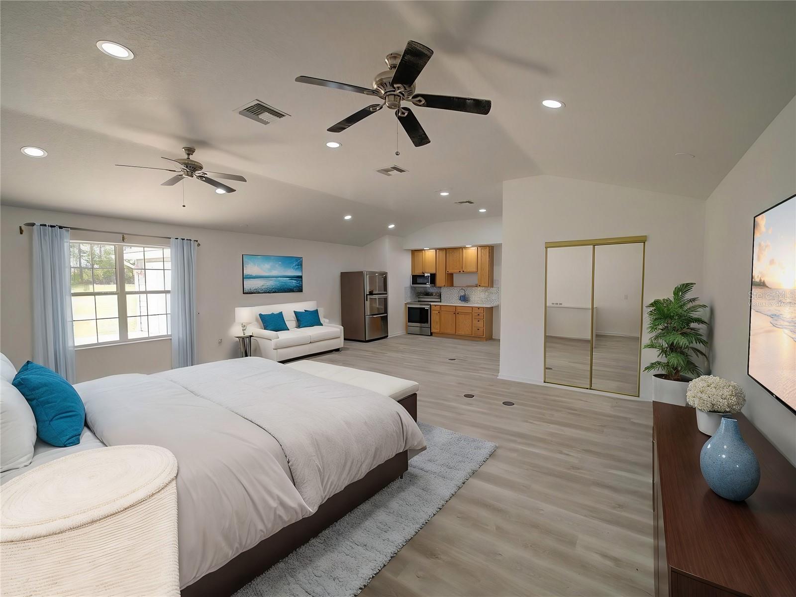 41636 OUTLAW LN, WEIRSDALE, FL, 32195