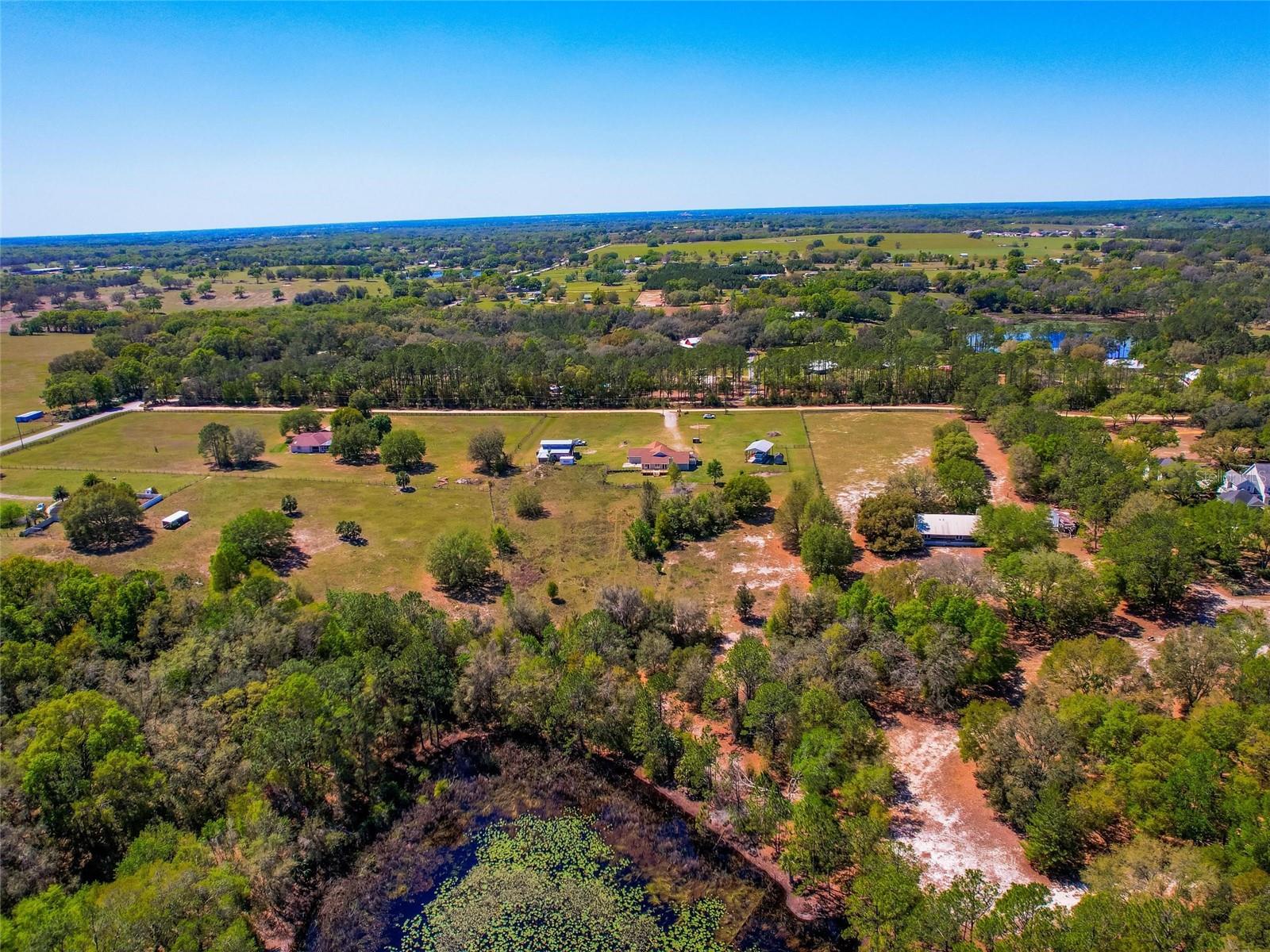 41636 OUTLAW LN, WEIRSDALE, FL, 32195